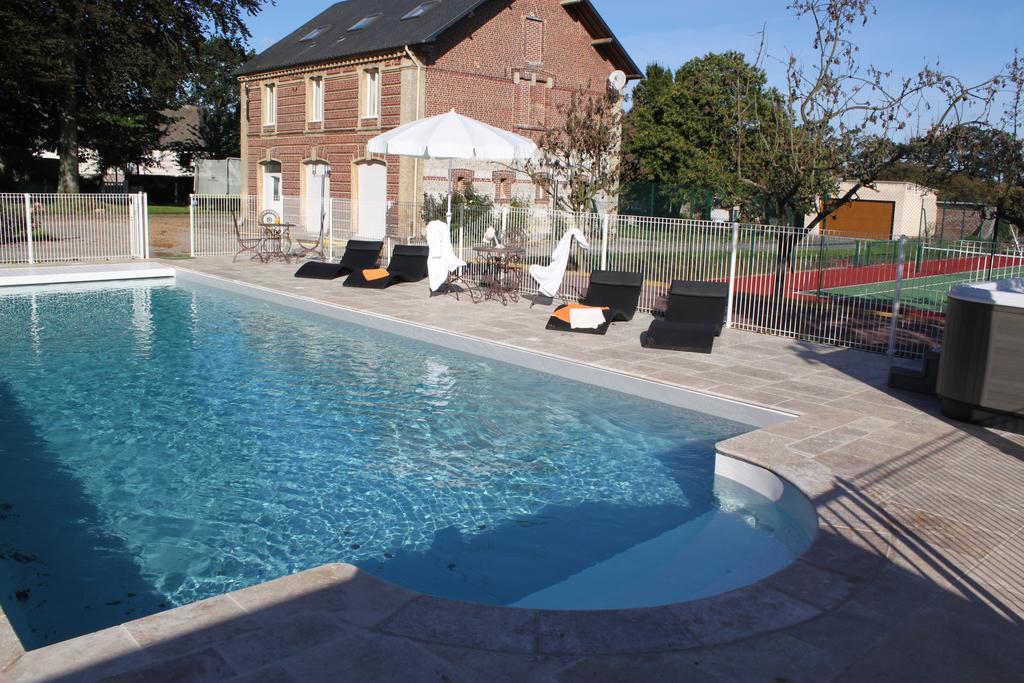 Chateau Des Saveurs Saint-Sauveur-dʼÉmalleville 외부 사진