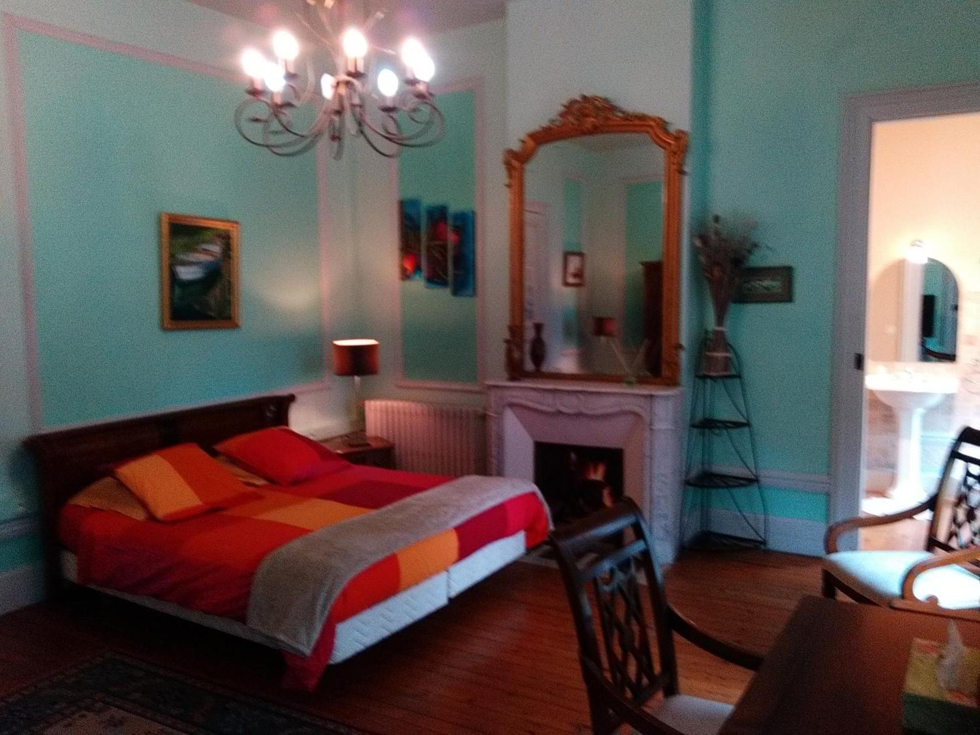 Chateau Des Saveurs Saint-Sauveur-dʼÉmalleville 외부 사진